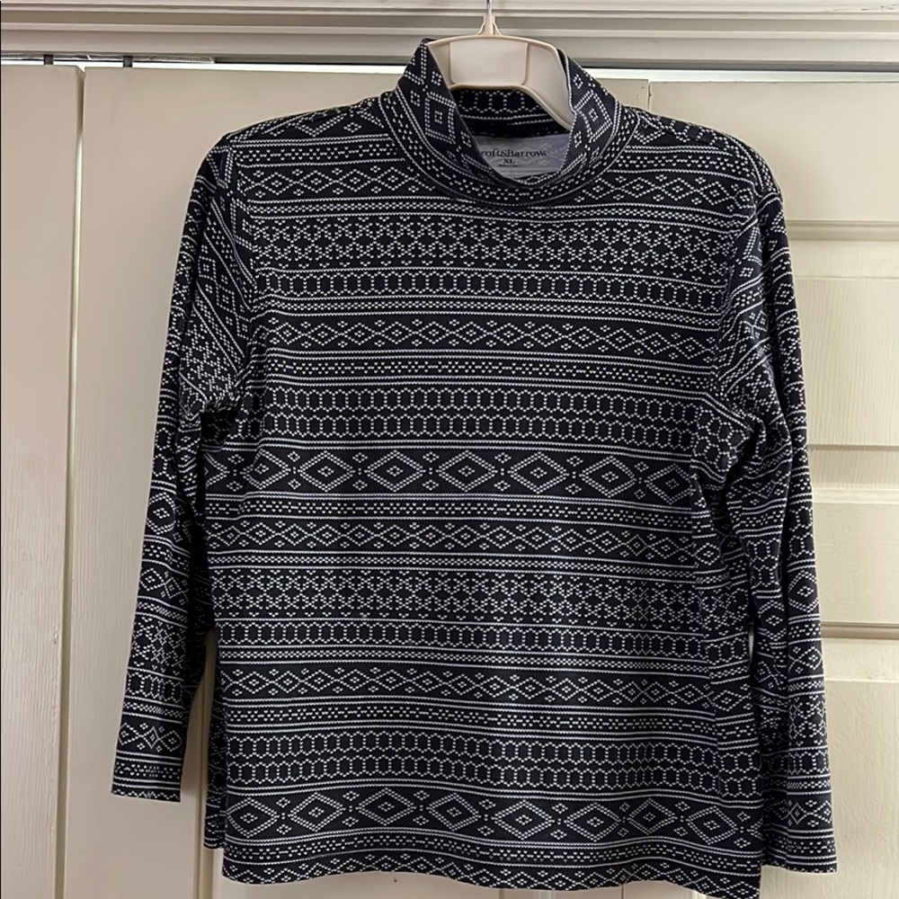 Croft & Barrow Gray and White Geometric Turtleneck 100% Cotton